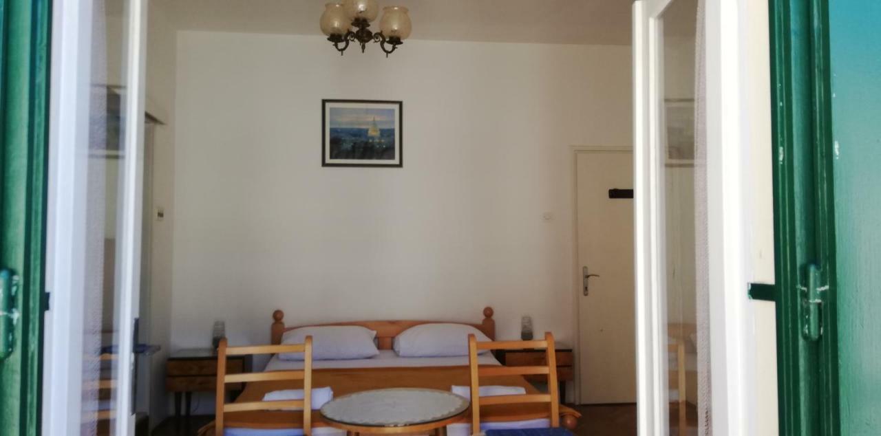 Marina Apartment End Rooms Vela Luka Ngoại thất bức ảnh
